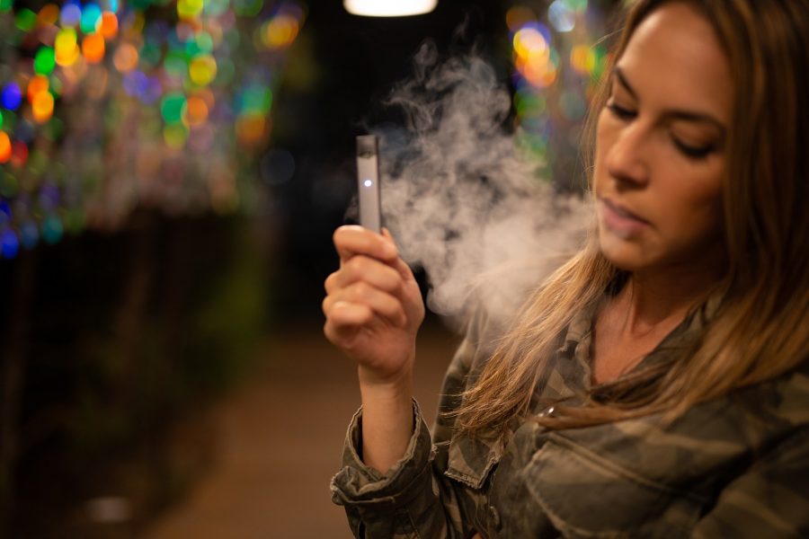 Teen vaping on the rise in the U.S.