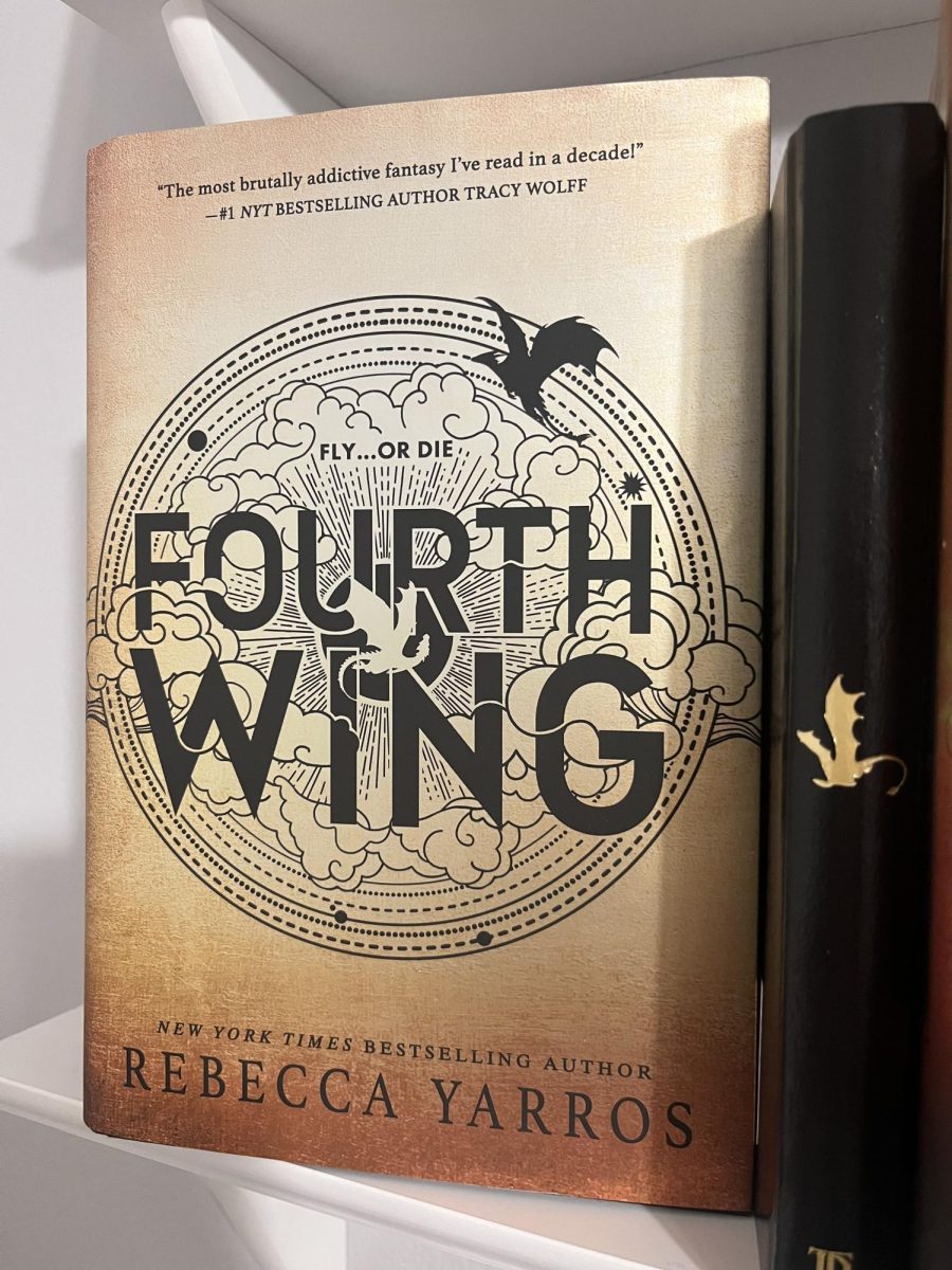 The original cover for the novel, "Fourth Wing" by Rebecca Yarros.