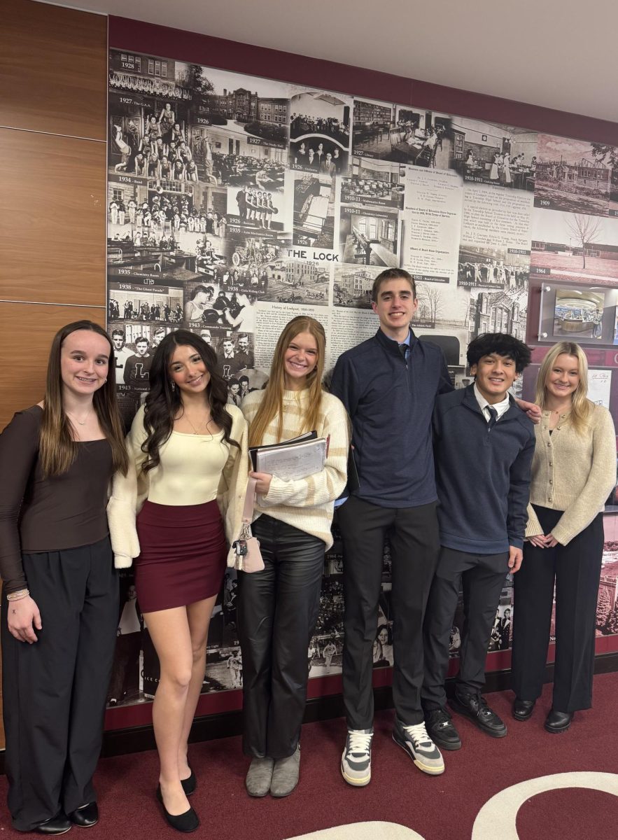 Image of some of Lockport's students at Leading With Heart's last meeting on Mar. 1, 2026 at Lockport Township High School's East Campus. Featuring (from left to right): Leah Corrigan, Maddie Edwards, Abby Basinger, Dayton Barrett, Brett Alfaro, and Caitlyn Vroom.
 
Photo credit: Zaira Reyes
