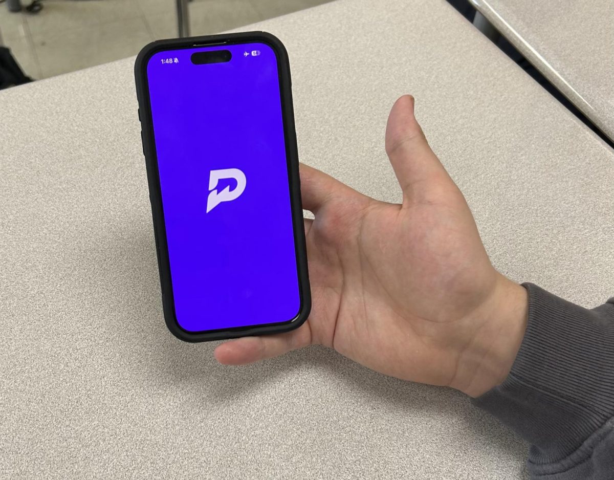 A student opening up the app Prize Picks to make bets during school hours. 